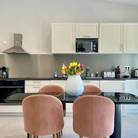 Superbe Emmazen Climatisee Holiday home *