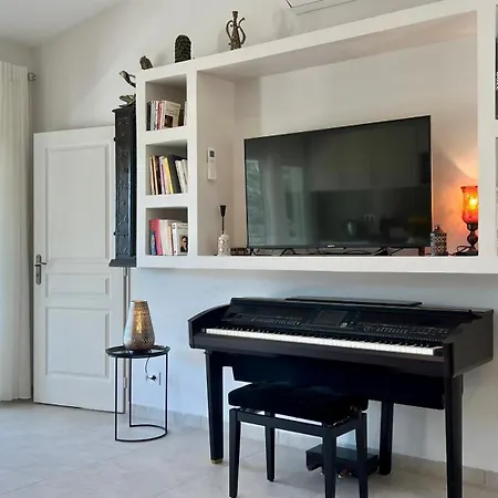 Ferienhaus Superbe Emmazen Climatisee *